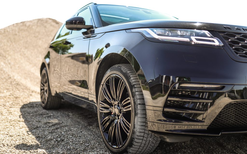 Range Rover Velar close-up