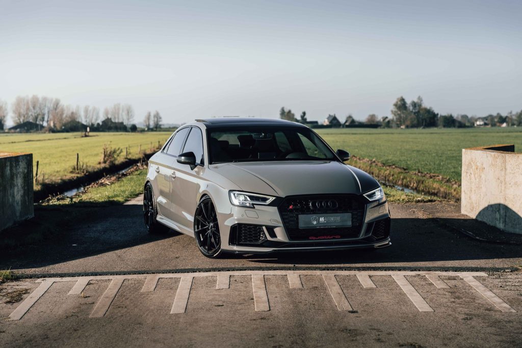 Audi RS3 Sportback, geïmporteerd door AIG Automotive